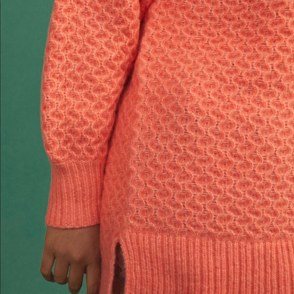 Mock neck tunic sweater - Picture 3 of 3